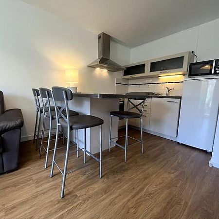 Appartement Hyper Centre 孔卡尔诺 外观 照片