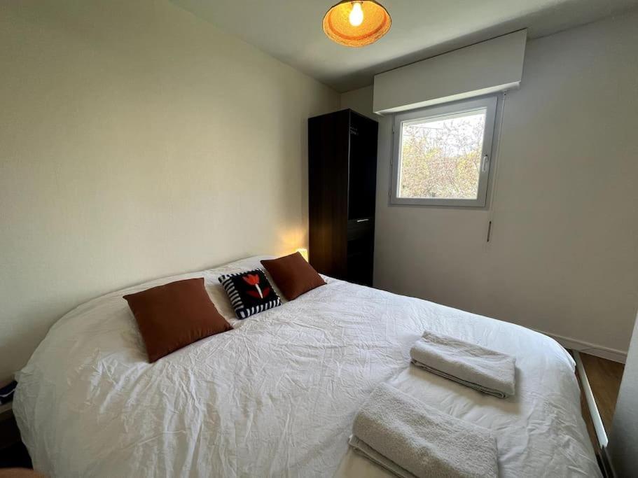 Appartement Hyper Centre 孔卡尔诺 外观 照片